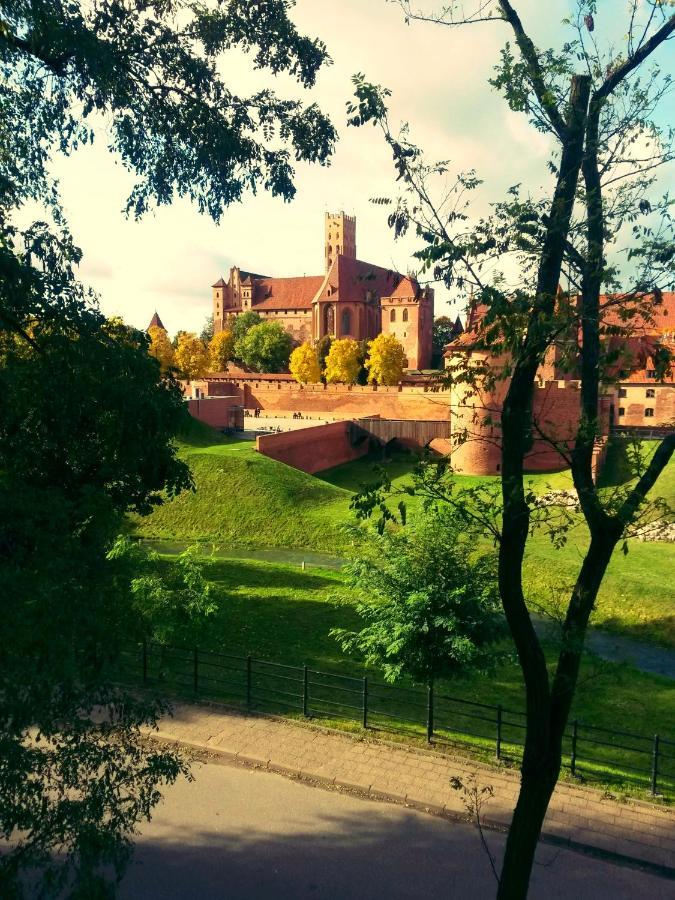 Ferienwohnung Przy Zamku U Przewodnikow Malbork Exterior foto