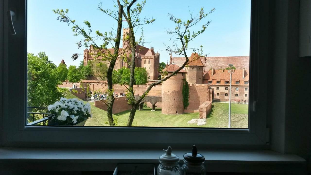 Ferienwohnung Przy Zamku U Przewodnikow Malbork Exterior foto